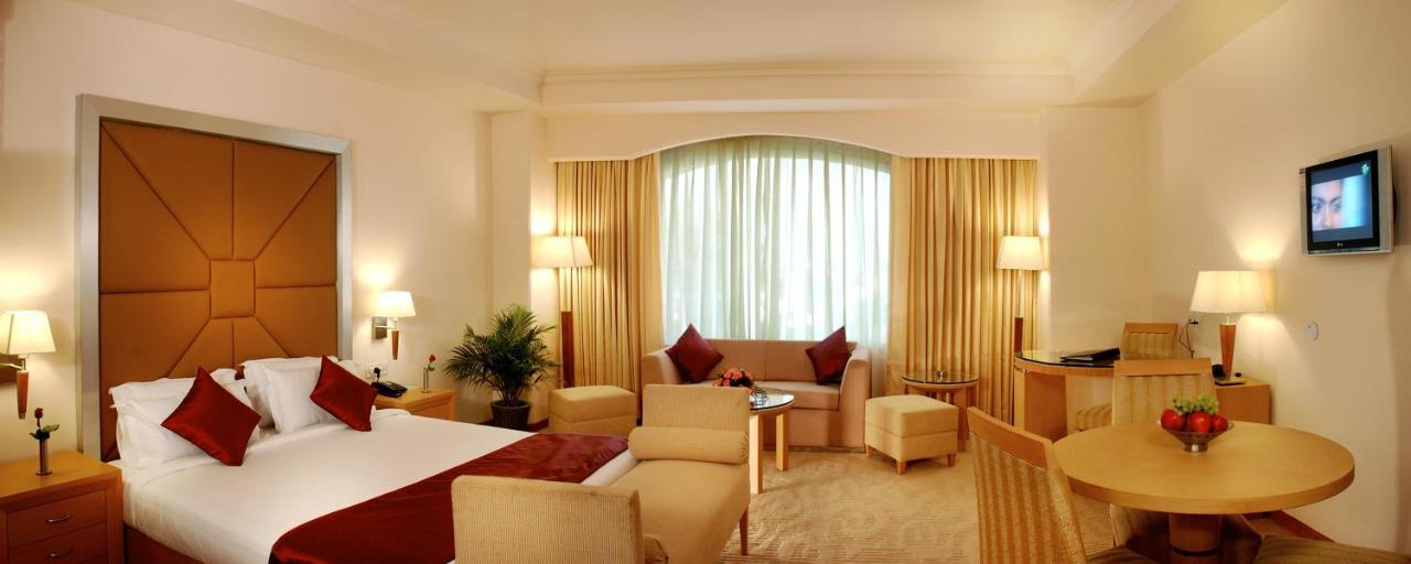 Inn Riviera Jammu Exterior photo