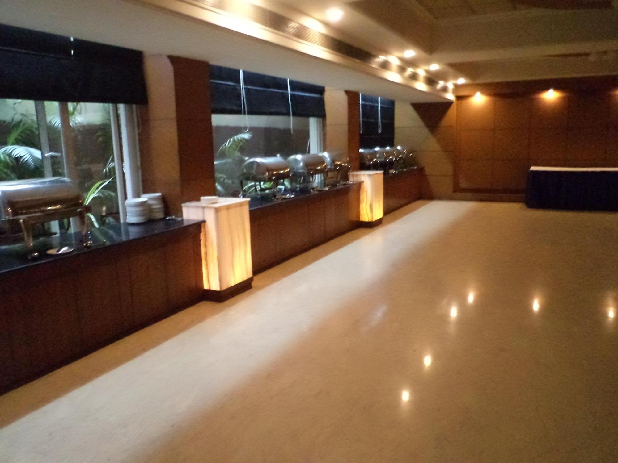 Inn Riviera Jammu Exterior photo