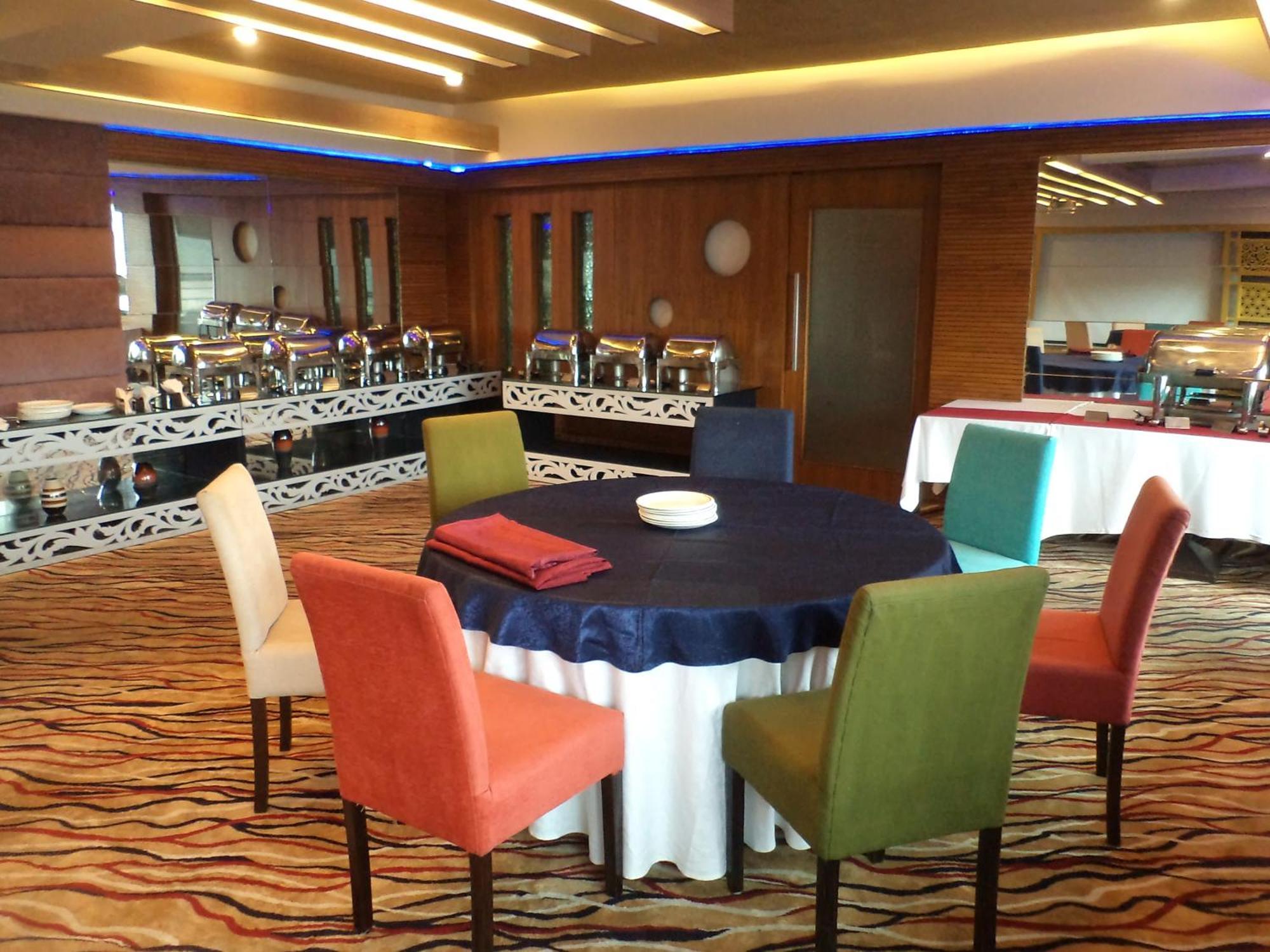 Inn Riviera Jammu Exterior photo