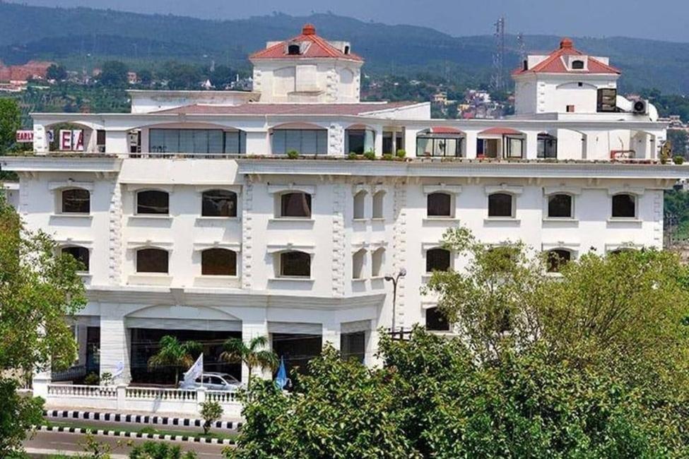 Inn Riviera Jammu Exterior photo