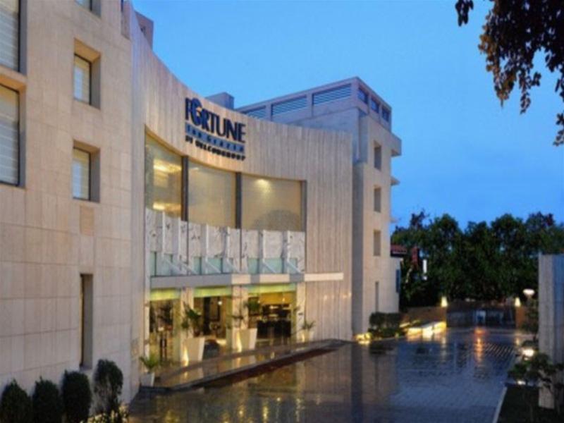 Inn Riviera Jammu Exterior photo